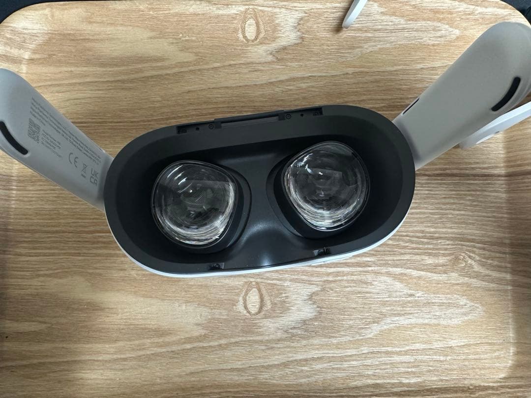  Quest 3S 128GB VRヘッドセット 純正アクセサリー付き