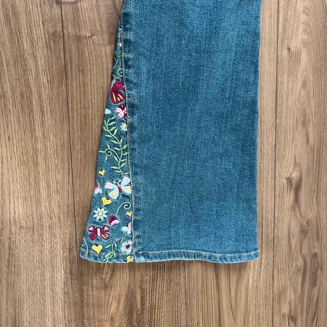 【美品】TINAJOJUN 刺繍入り フレアデニムパンツ