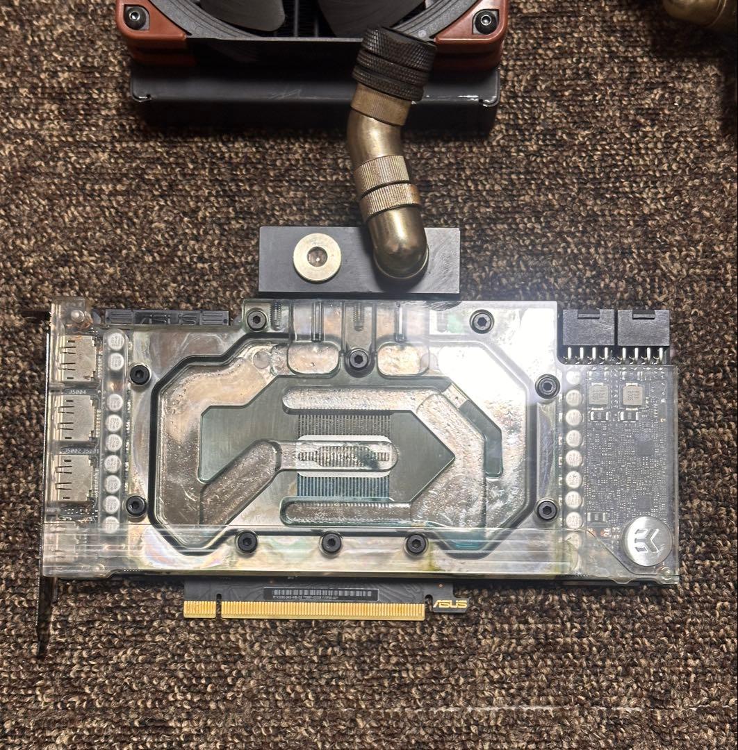 RTX3090-24G-EK 水モデル　ジャンク　本体