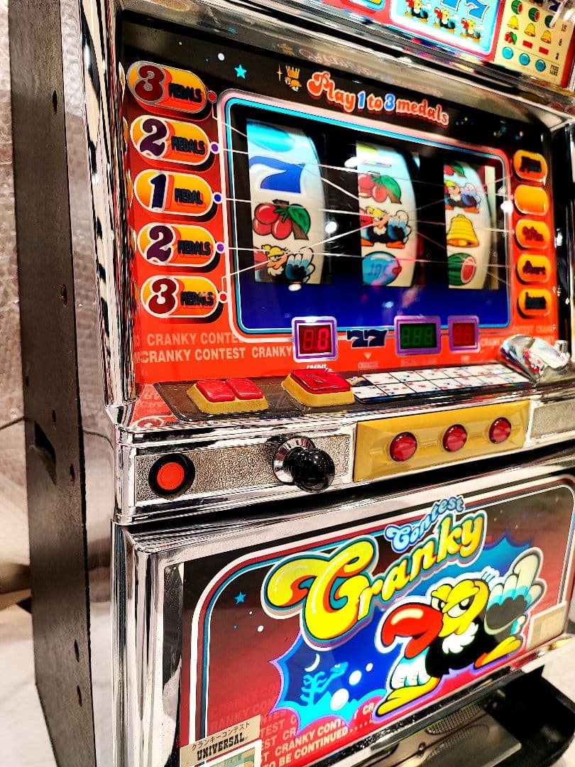 美品【送料無料】クランキーコンテスト 実機