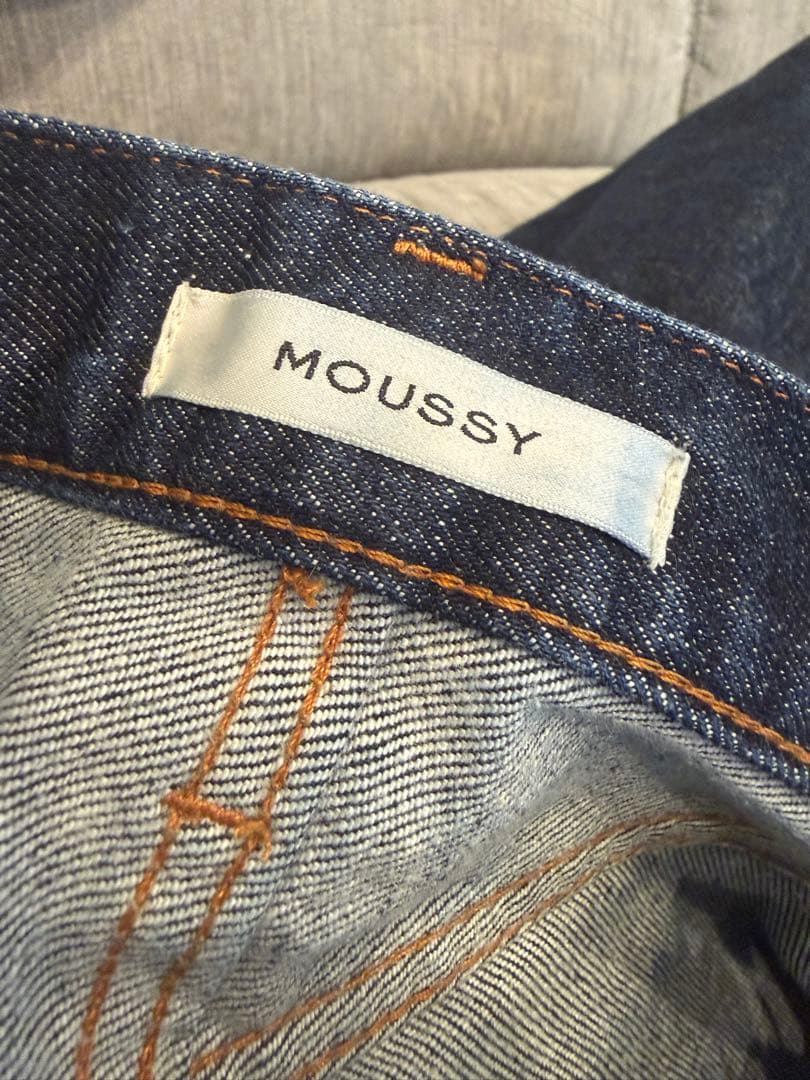 moussy mvs flare 25サイズ