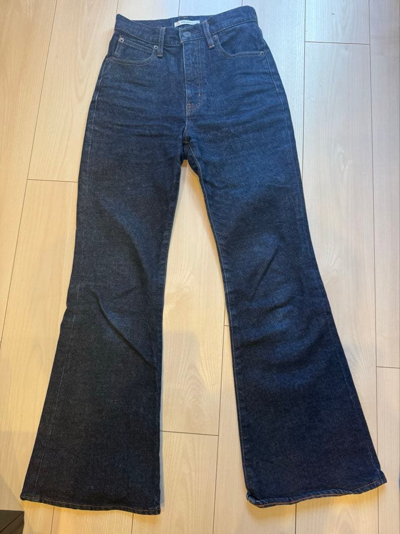 moussy mvs flare 25サイズ