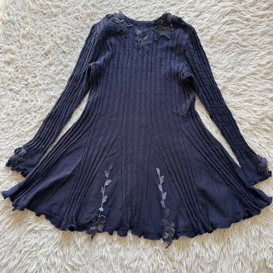 美品✨アトリエまりこ　シルク混花刺繍立体カーディガン　ケーブルフリル　グレー