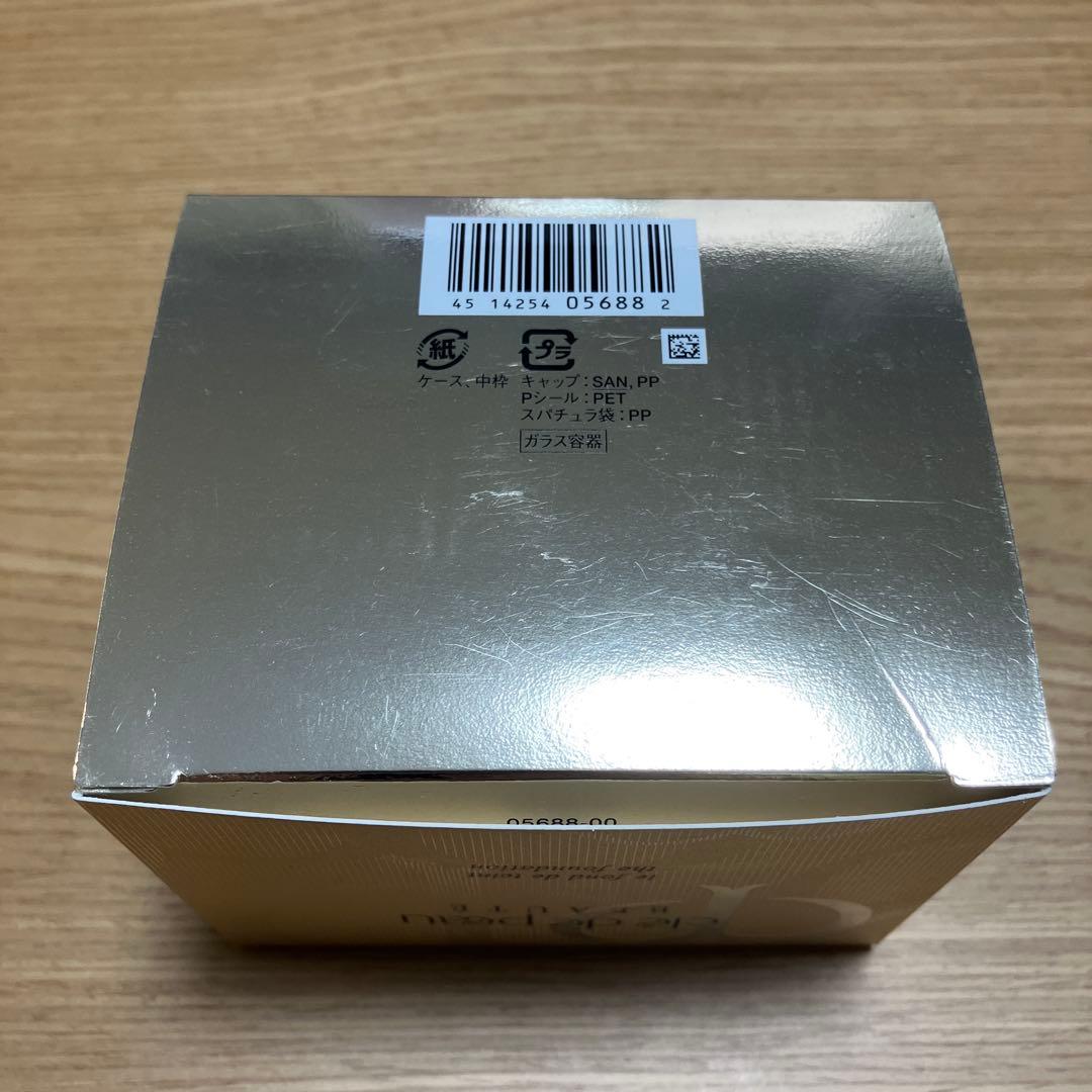 【新品•未開封品　オークル10】クレ•ド・ポー ボーテ ル・フォンドゥタン