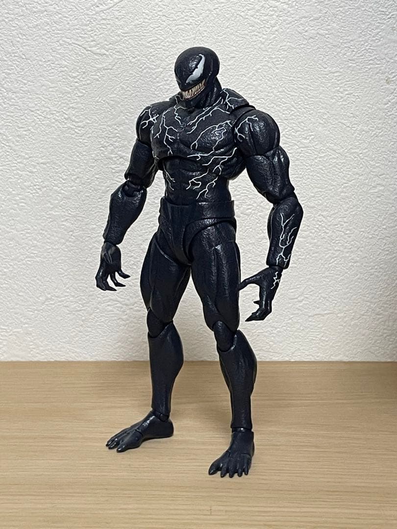 S.H.Figuarts(フィギュアーツ)ヴェノム（レットゼアビーカーネイジ）