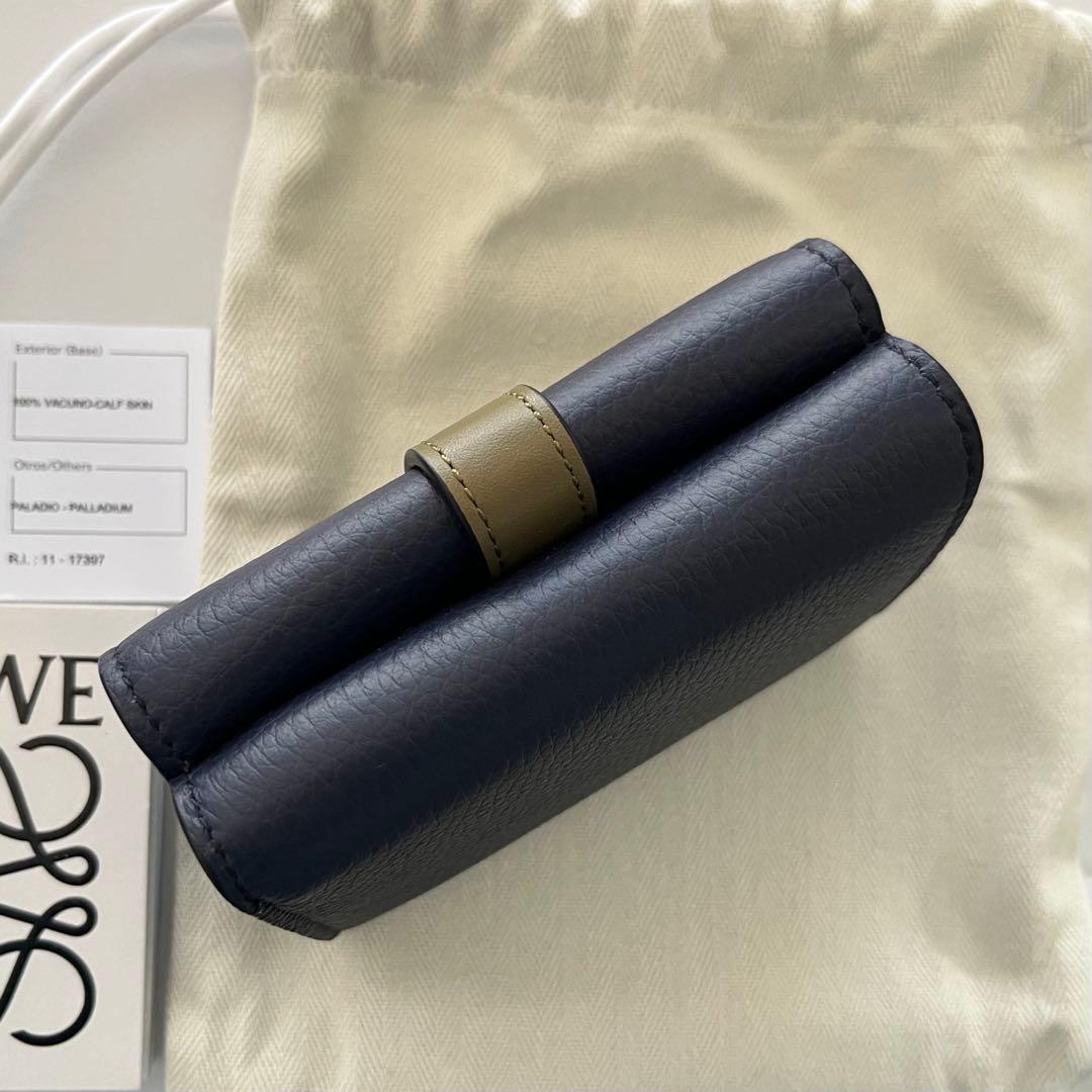 【直営店購入】LOEWE トライフォールド ウォレット（ソフトグレインカーフ）