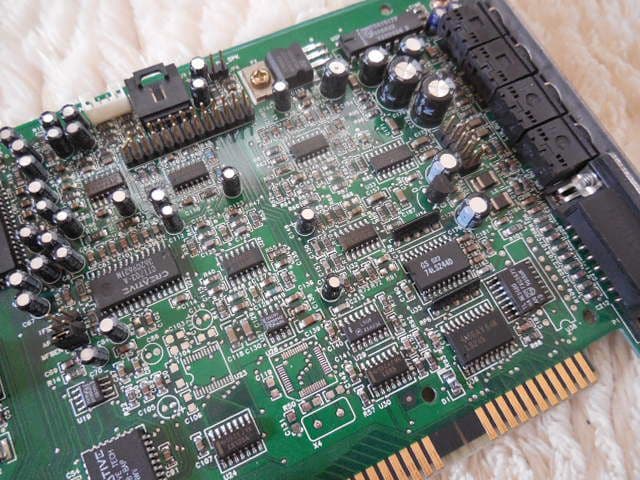 o*3様 Creative Sound Blaster AWE32 CT3990