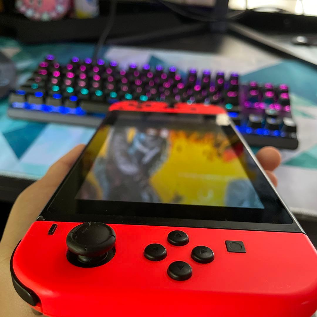 Nintendo Switch 赤色 本体