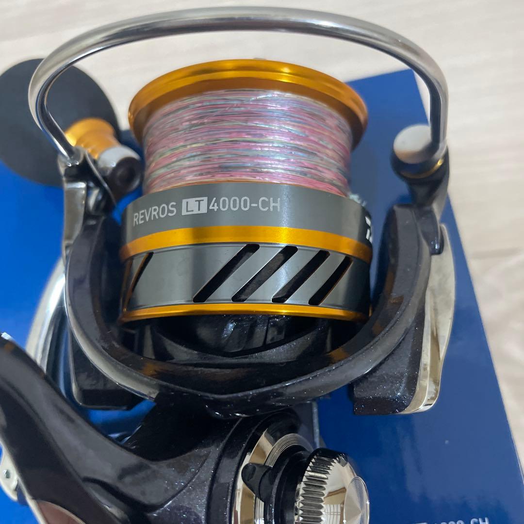 DAIWA REVROS LT 4000-CH スピニングリール　ダイワレブロス