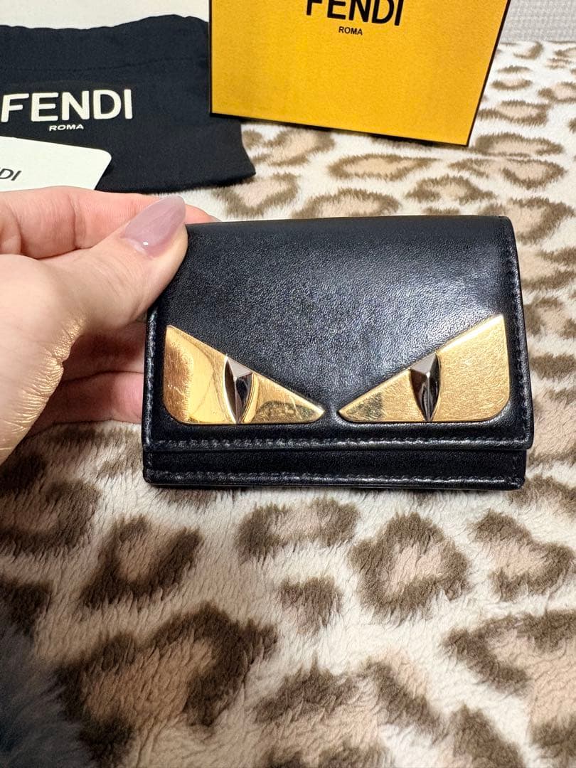 L*y様 FENDI 三つ折り財布 ブラック ウォレット