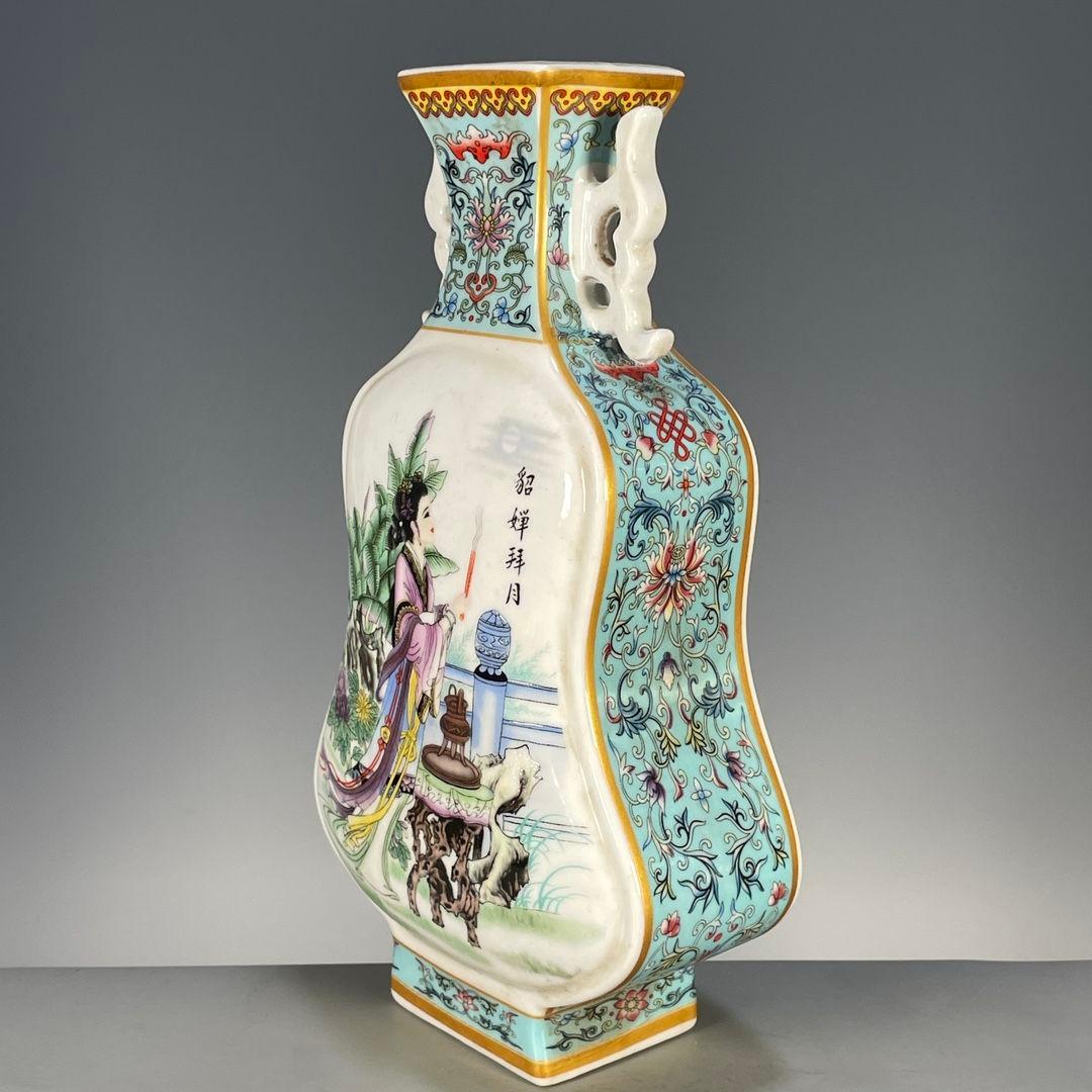四大美女図両耳賞瓶  景徳鎮 陶磁器 装飾品 現代工芸品 美術品 置物