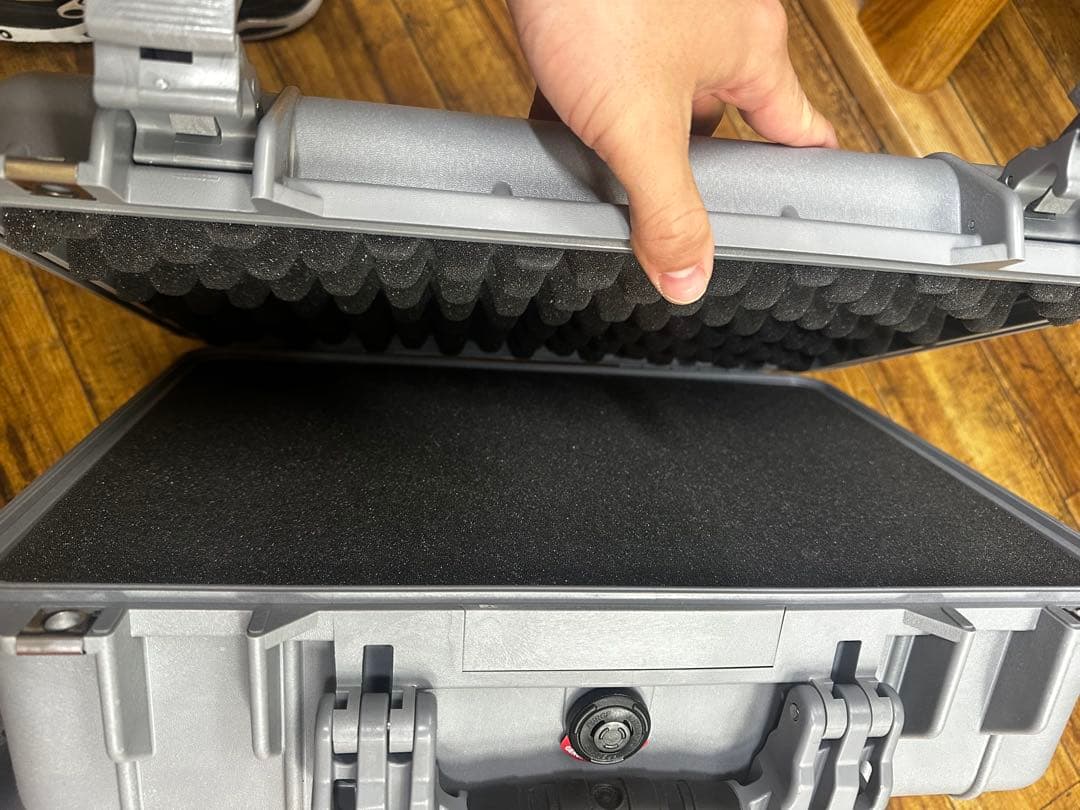 最安値美品人気メーカーPelican Case 防水耐衝撃性 セキュリティケース
