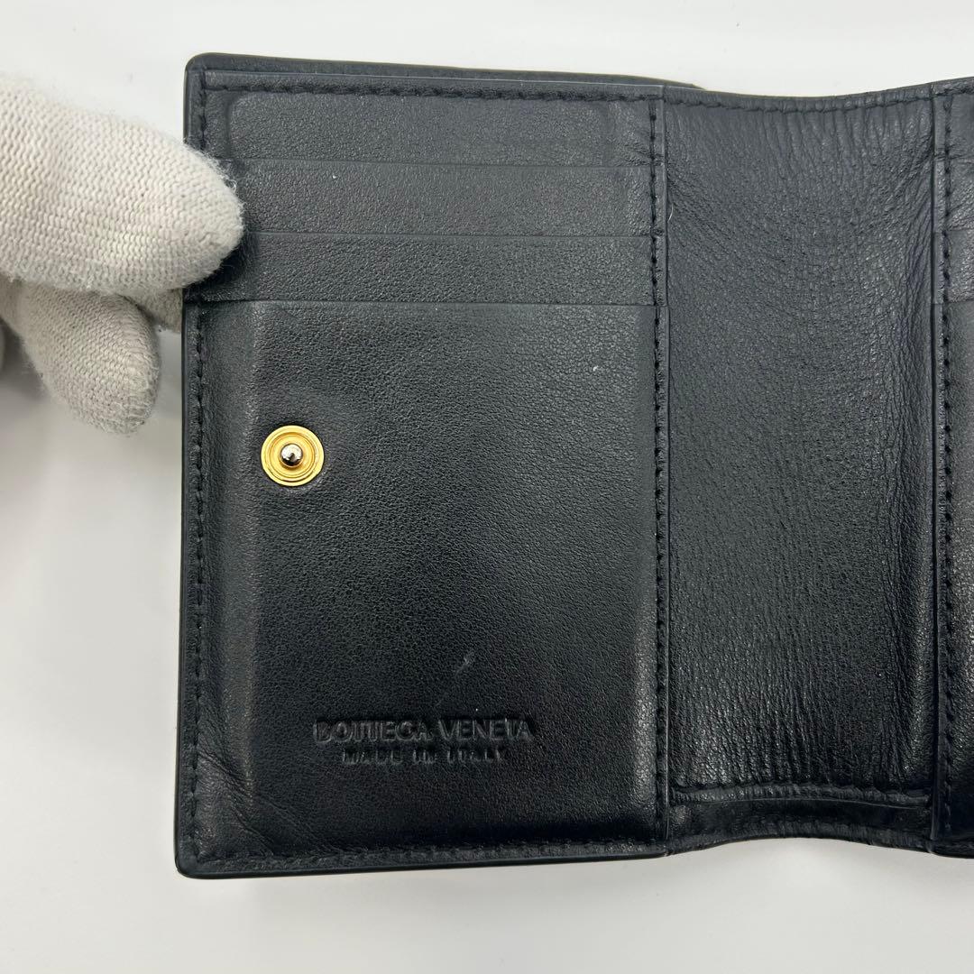 美品✨ボッテガヴェネタ 二つ折り財布 カセット レザー 黒