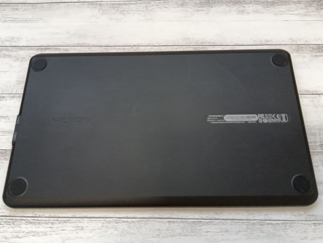 HUION KAMVAS 12 液晶ペンタブレット本体＋スタンド