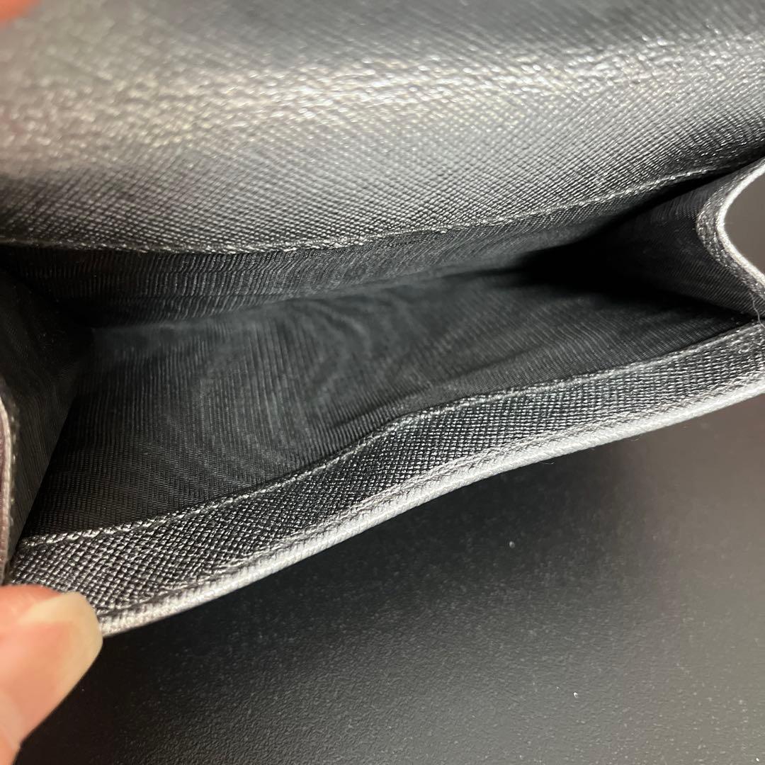 PRADA プラダ 二つ折り財布 サフィアーノ メタル色