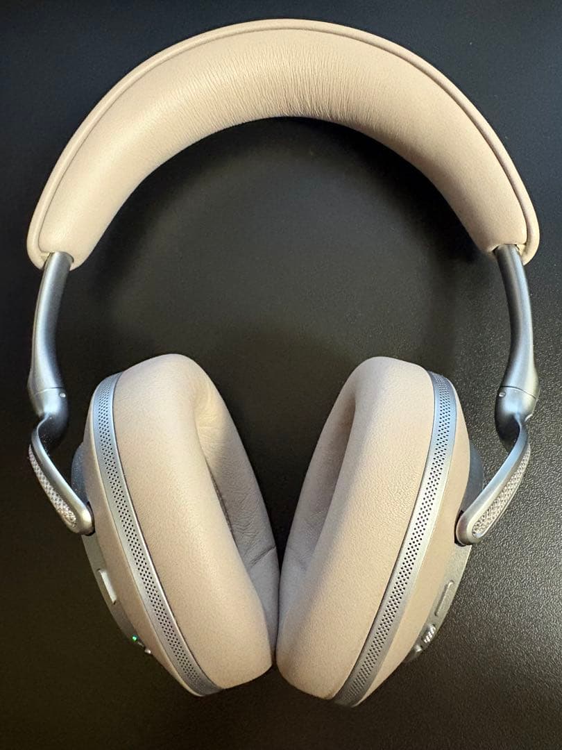 Bowers & Wilkins Px8 S2 ウォーム・ストーン