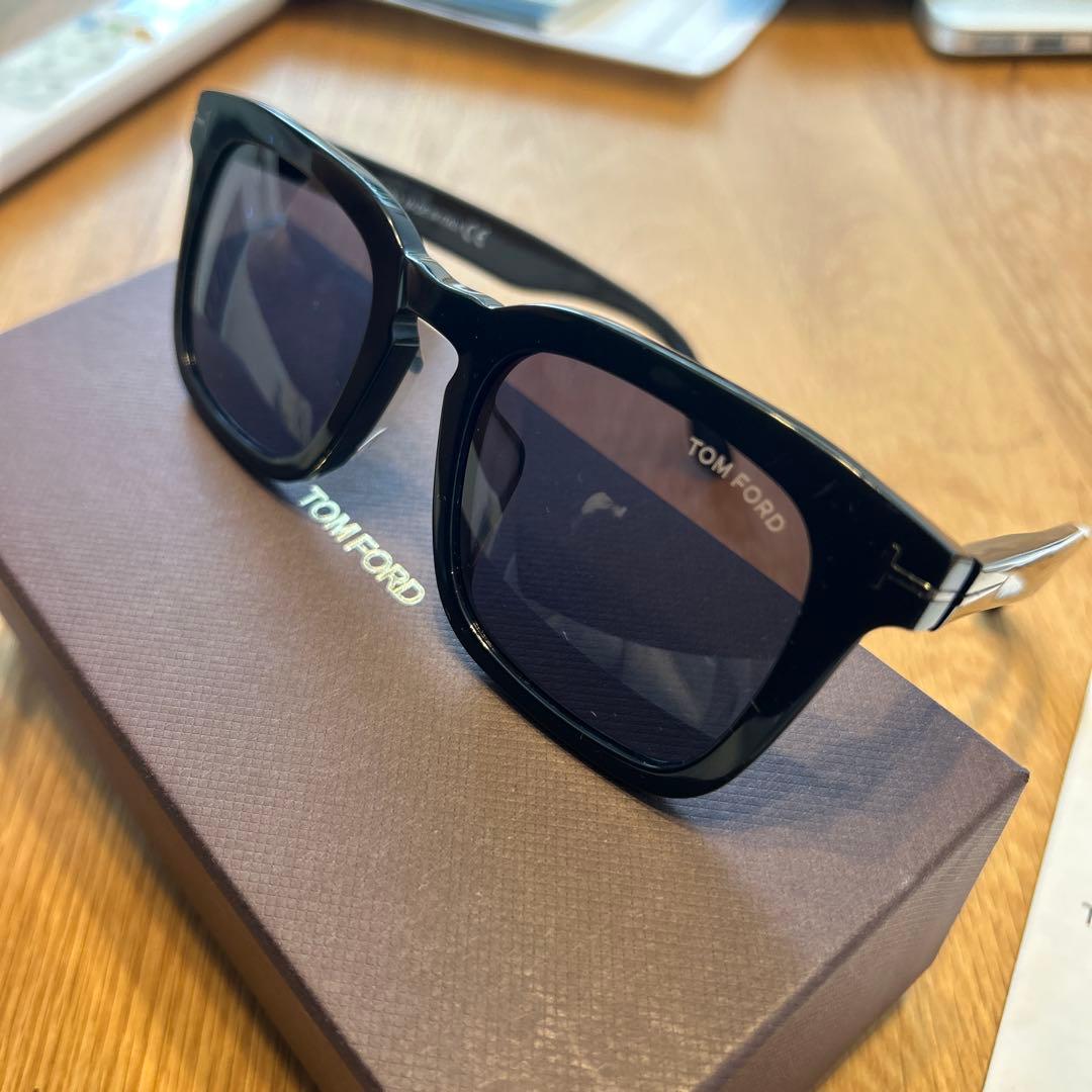 TOM FORD サングラス FT 0751FN
