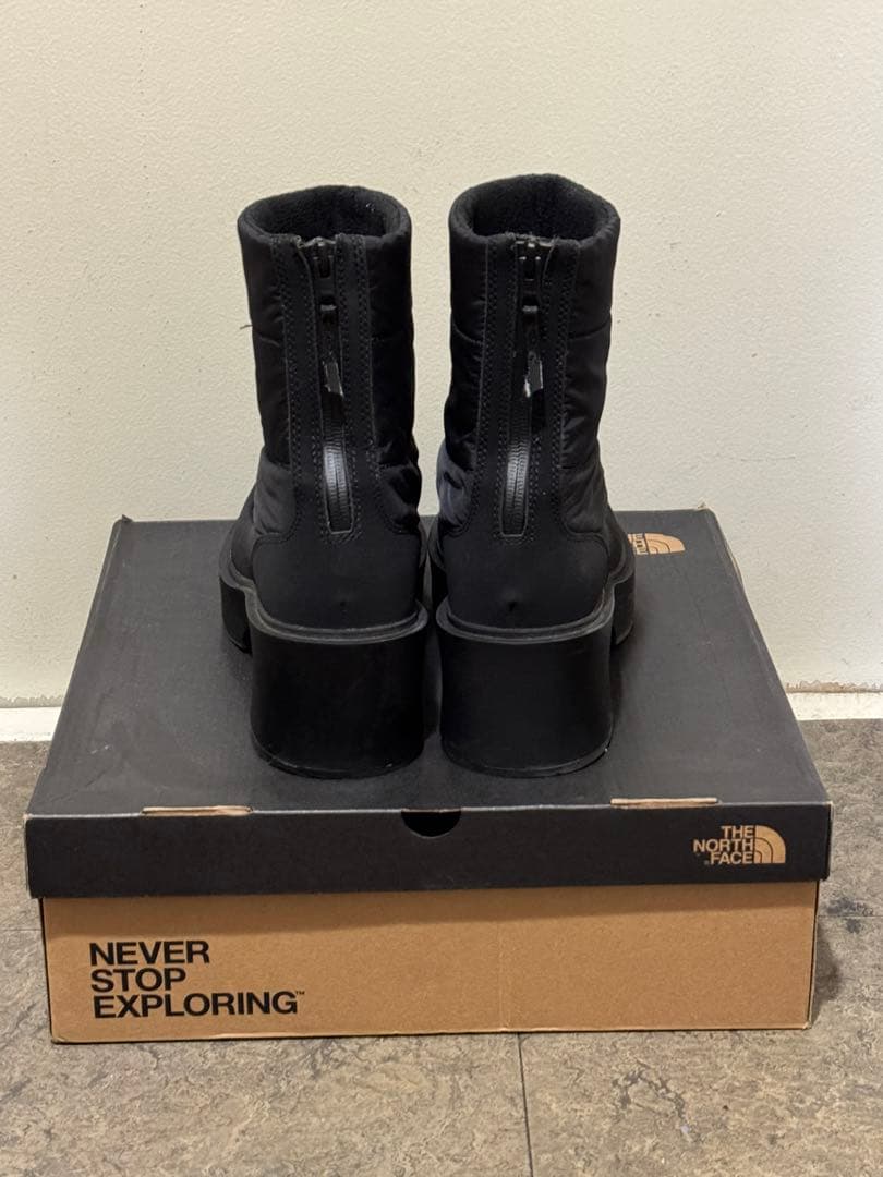 【美品】The North Face カルミア ヌプシ ブーツ NFW52474