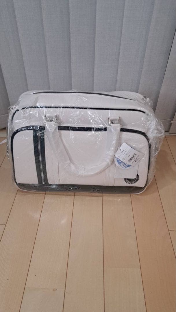 アダバット ボストンバッグ ロゴ付き