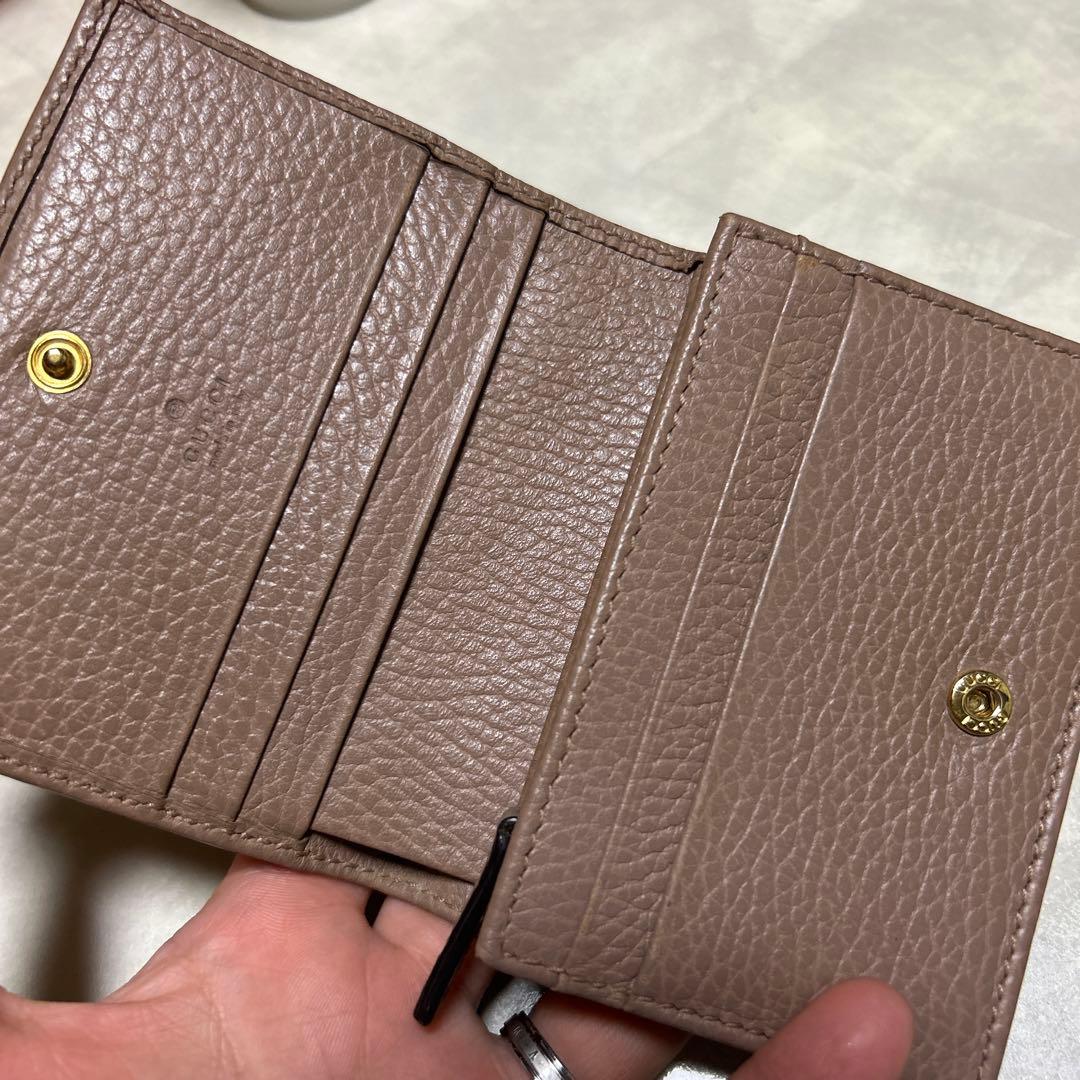 正規品　GUCCI 二つ折り財布