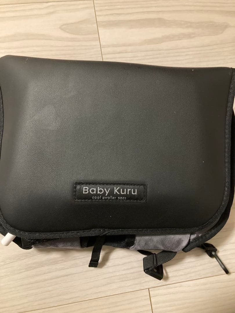 ベビクル BabyKuru ベビーカー用シート ブラック　モバイルバッテリー付き