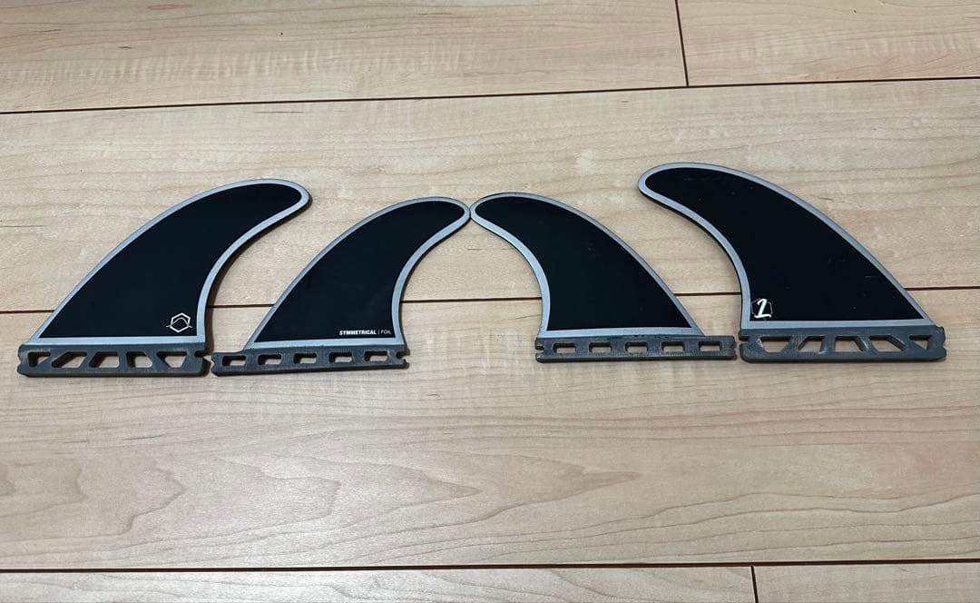 futures F4 レガシー　サーフボードフィン セット