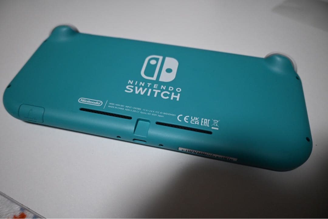 Nintendo Switch Lite ターコイズ ハードケース付き
