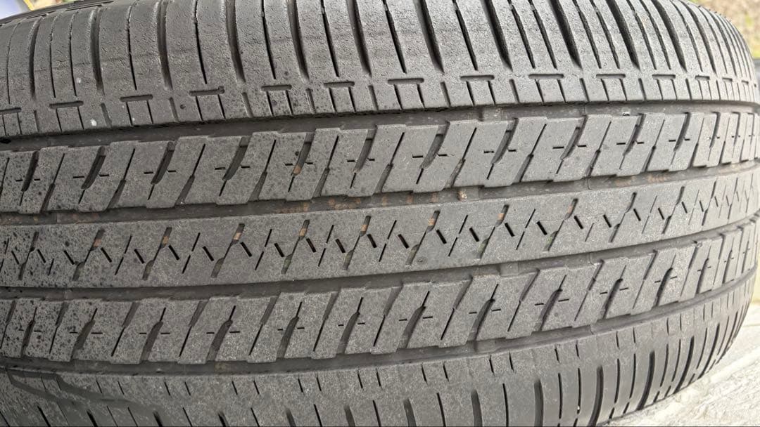 アウトランダーPHEV純正タイヤ24年製4本　255/45R20