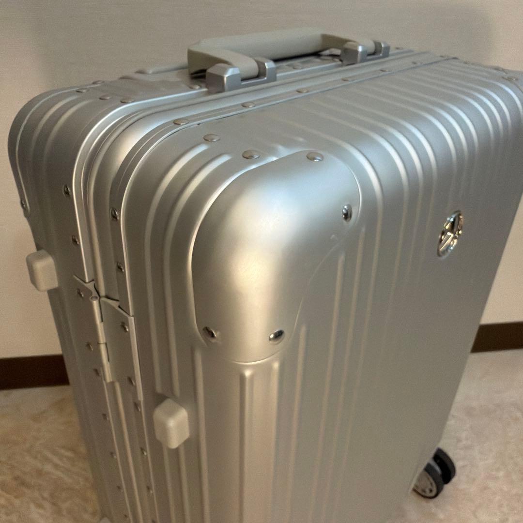 メルセデス・ベンツ成約記念 アルミスーツケース 32L 非売品 機内持込可