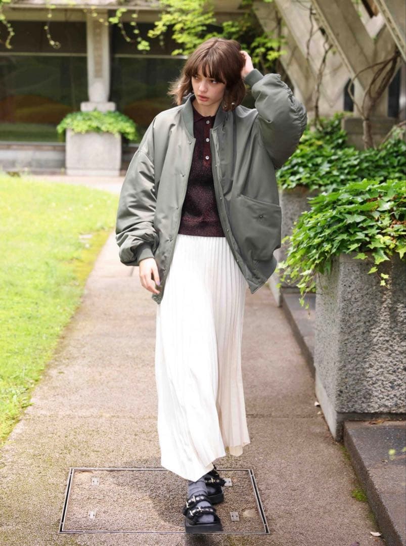 【新品】SACRA SYNTHETIC SUEDE PLEATS オフホワイト