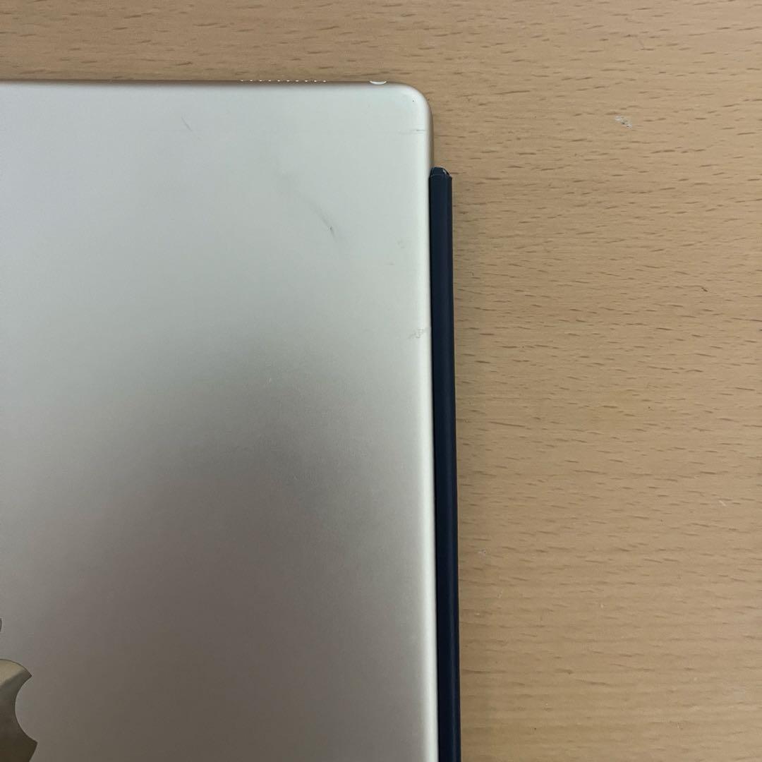 iPad Pro 12.9インチ 第二世代 Wi-Fiモデル
