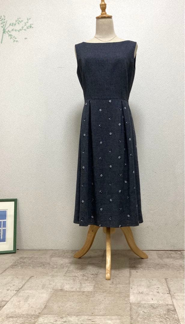 エムズグレイシー　M's GRACY 花刺繍ワンピース 40 グレー　謝恩会