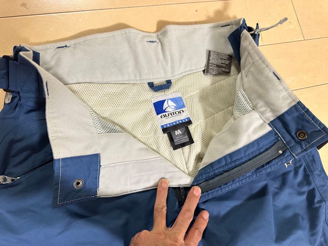 BURTONスノーボードウェア　上下　セットアップ　使用2回
