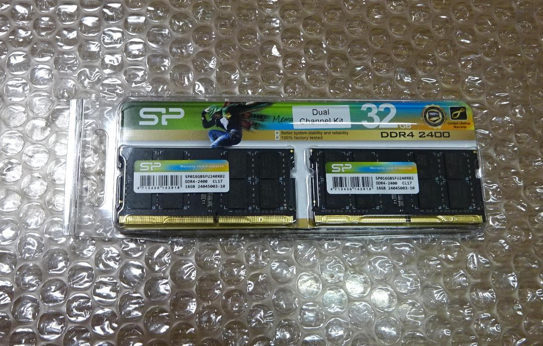 美品32GB DDR4ノート用メモリ シリコンパワー16GB×2 高騰