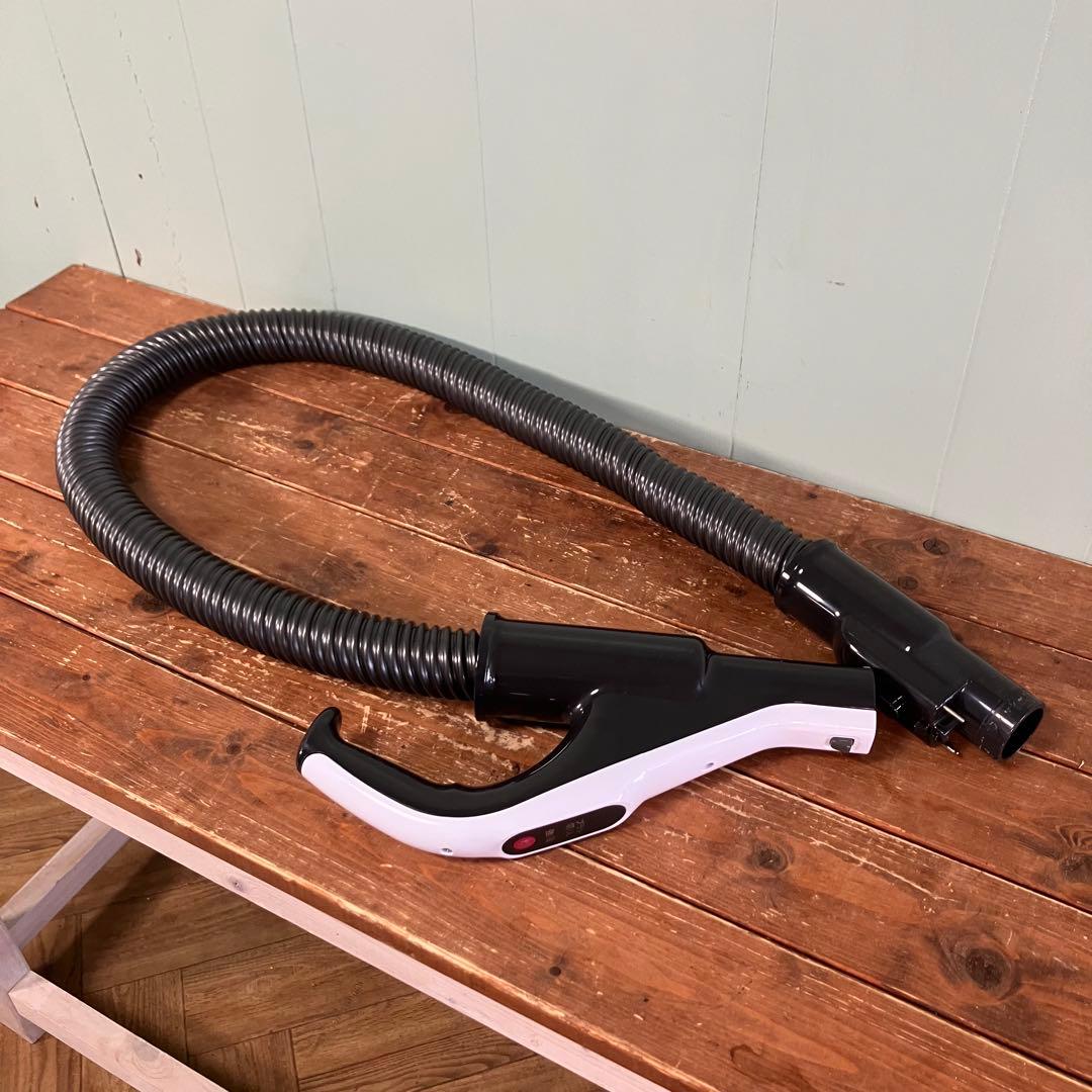 【動作確認済】SHARP キャニスター掃除機 EC-KP15P-W｜紙パック式