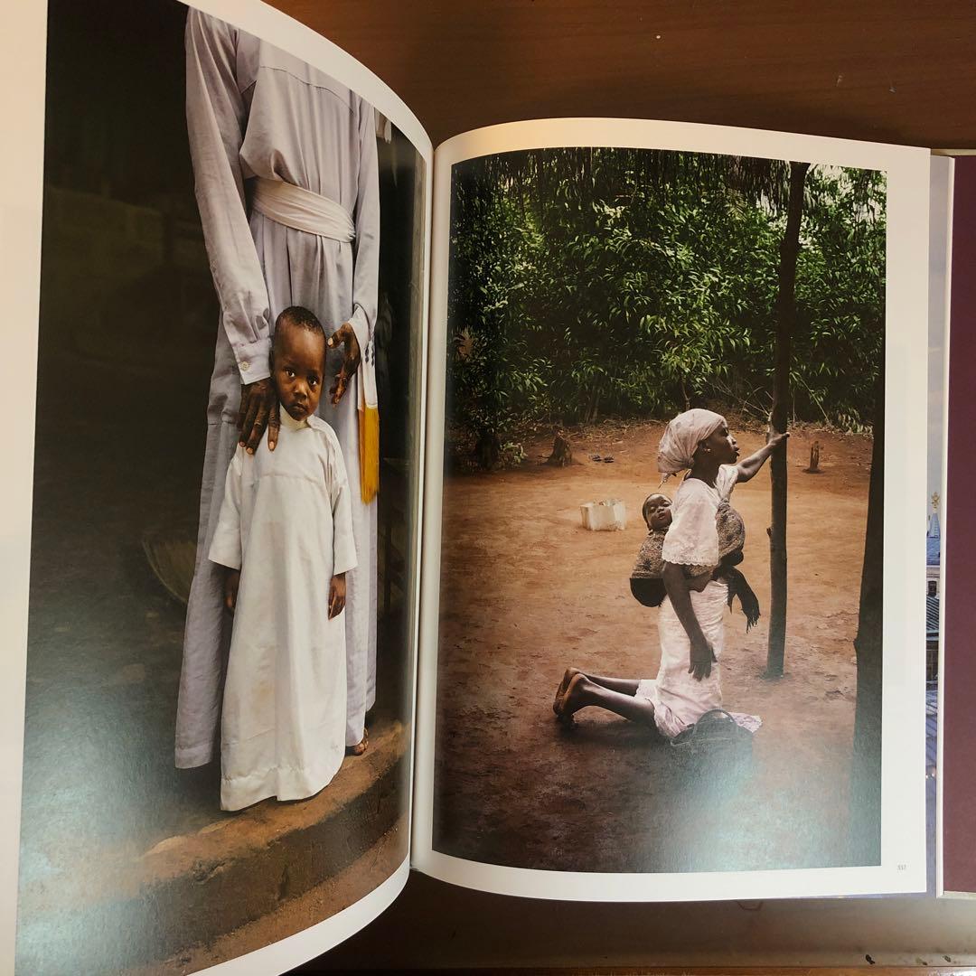スティーブ・マッカリー A Life in Pictures (洋書)