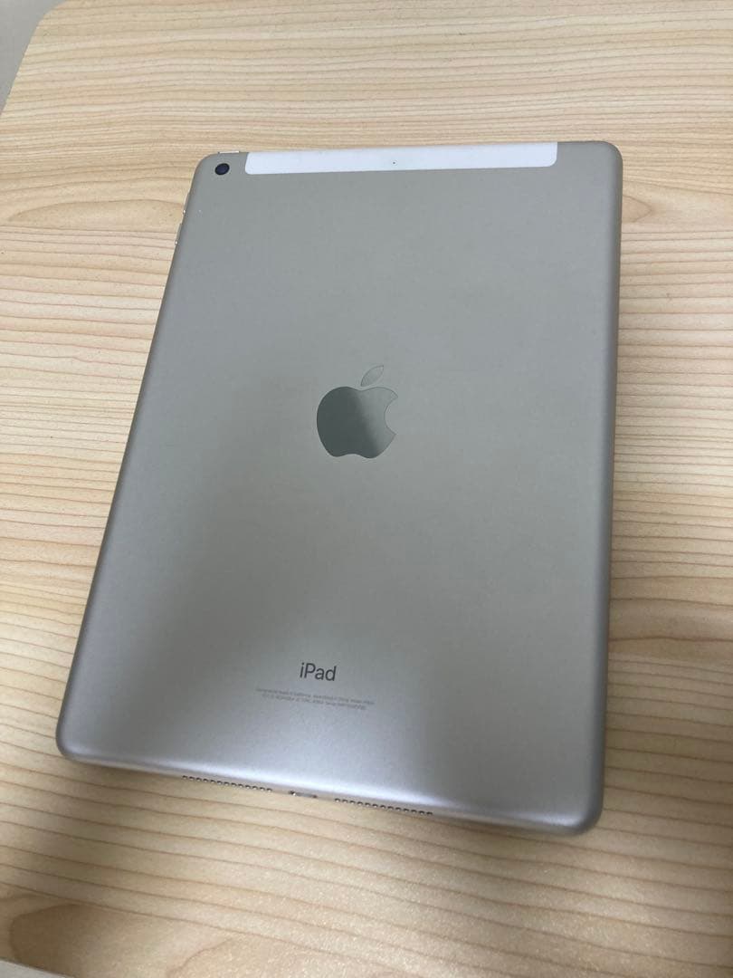 iPad 第6世代 128GB
