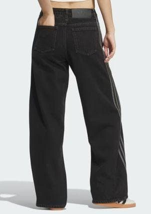 【韓国限定品】adidas デニムパンツ 日本国内未販売品