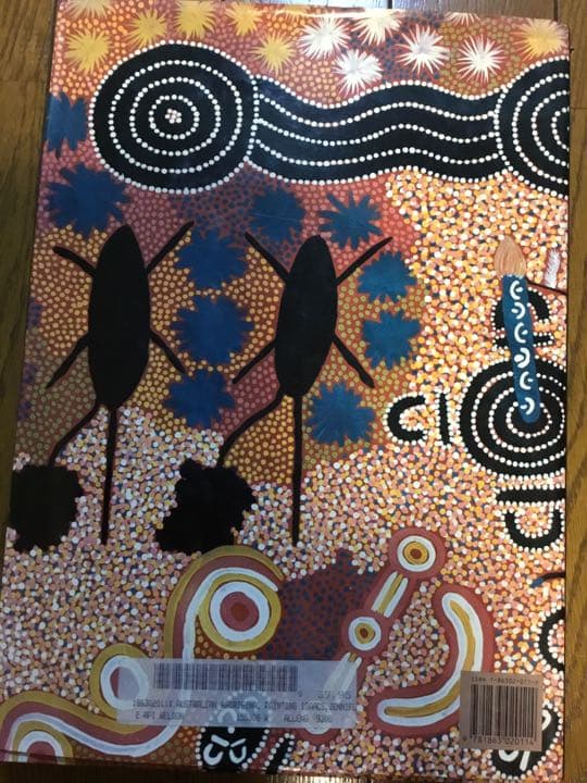 洋書 ABORIGINAL PAINTINGS  by Jeniffer Isaacs