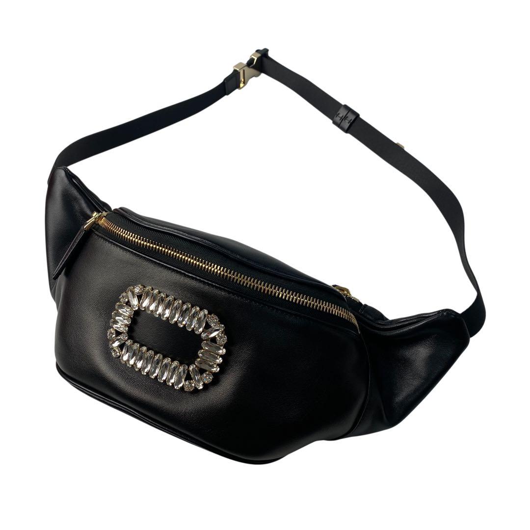 新品同様 ロジェヴィヴィエ ROGER VIVIER ボディバッグ 斜めがけ