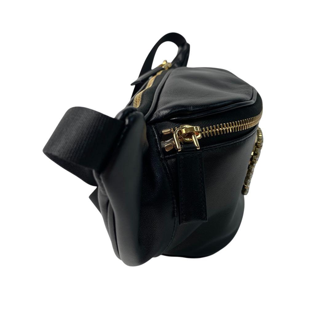 新品同様 ロジェヴィヴィエ ROGER VIVIER ボディバッグ 斜めがけ