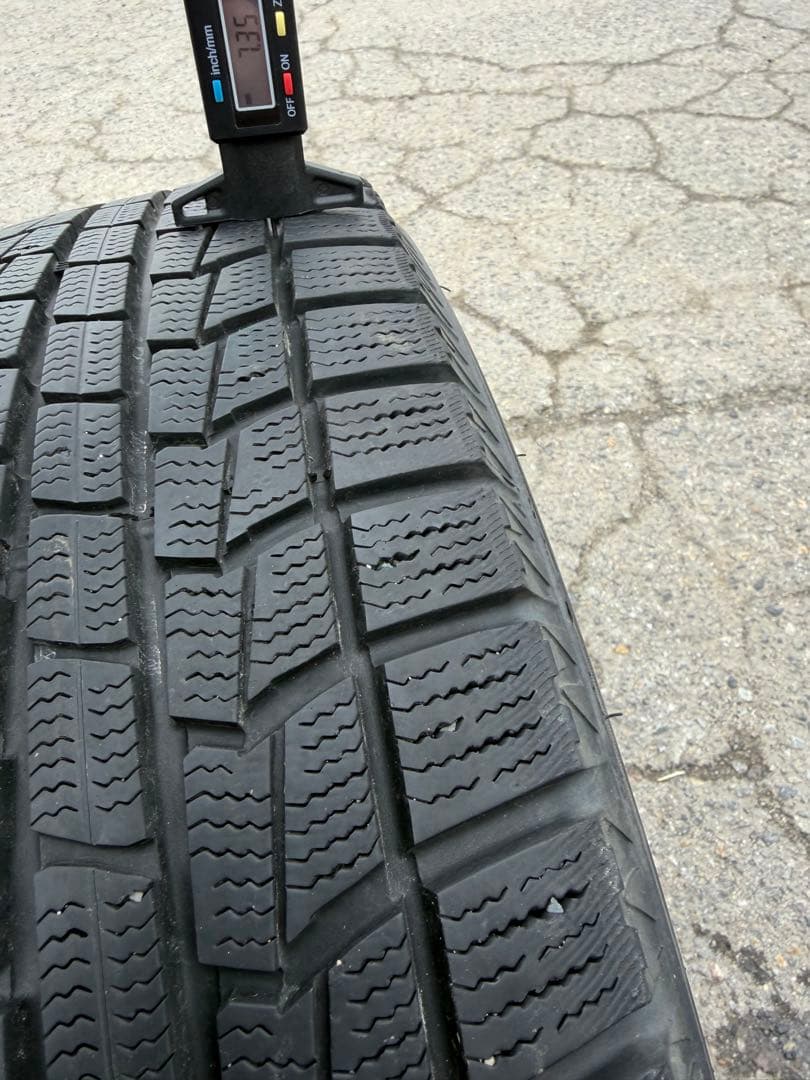 赤福 ① 2本　215/65R16 ノーストレック N3i