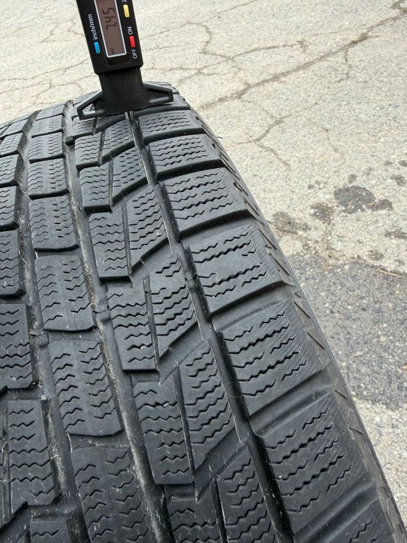 赤福 ① 2本　215/65R16 ノーストレック N3i