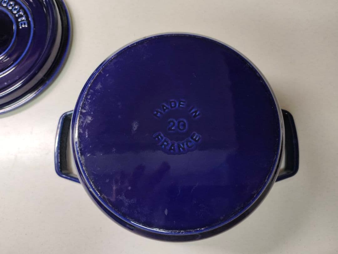 ストウブ　staub ココットラウンド　20cm グランブルー　保証書あり