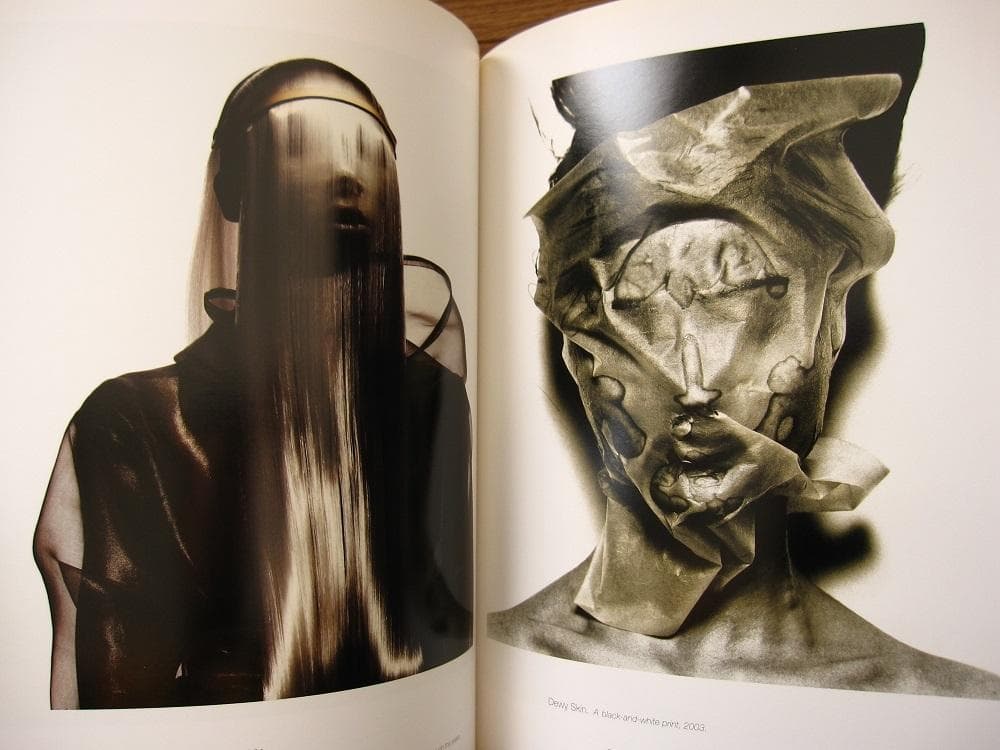 アート・デザイン・音楽 A Notebook at Book / Irving Penn