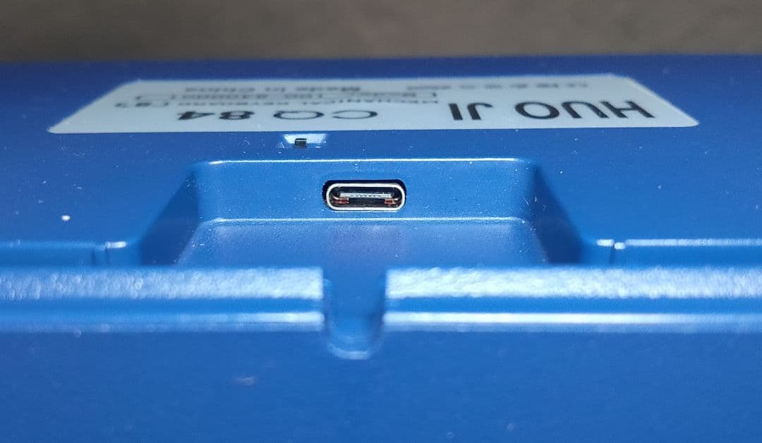 【最終値下げ】84キー ゲーミングキーボード　Bluetooth +USB 赤軸