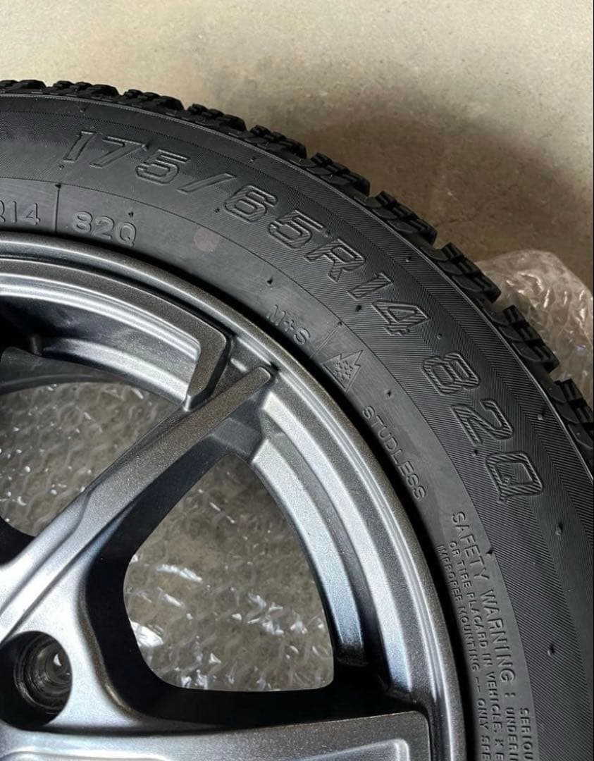 175/65r14 スタッドレスタイヤ　NANKANG ACTIVA AW-1