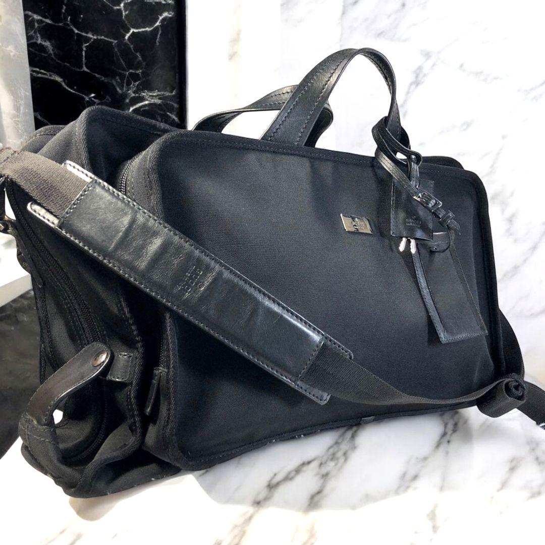 くろあん様グッチ　GUCCI　ビジネスバッグ　旅行カバン　鍵付き３室構造2way