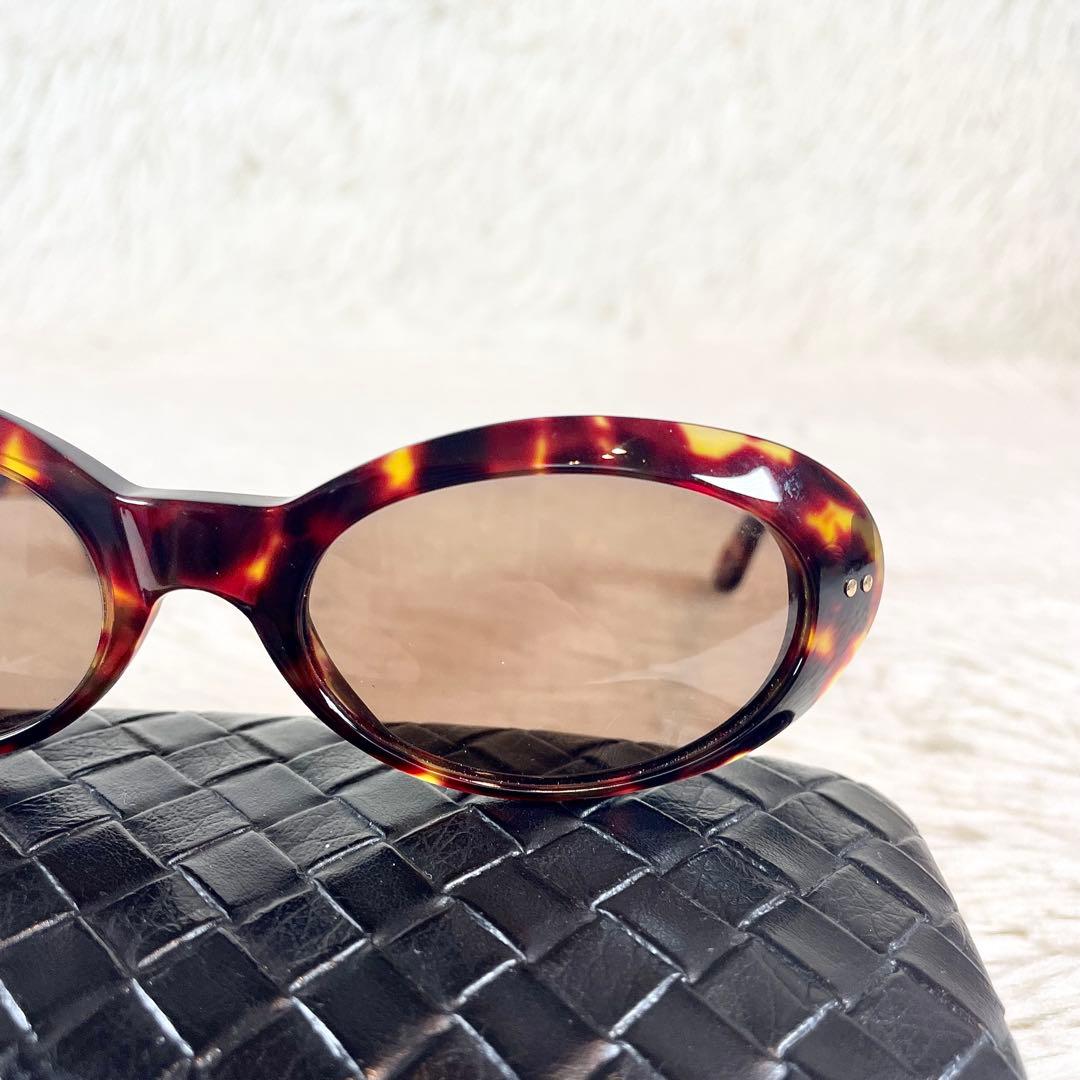 極美品　GUCCI　サングラス　GG2413　ブラウンレンズ　べっ甲柄フレーム