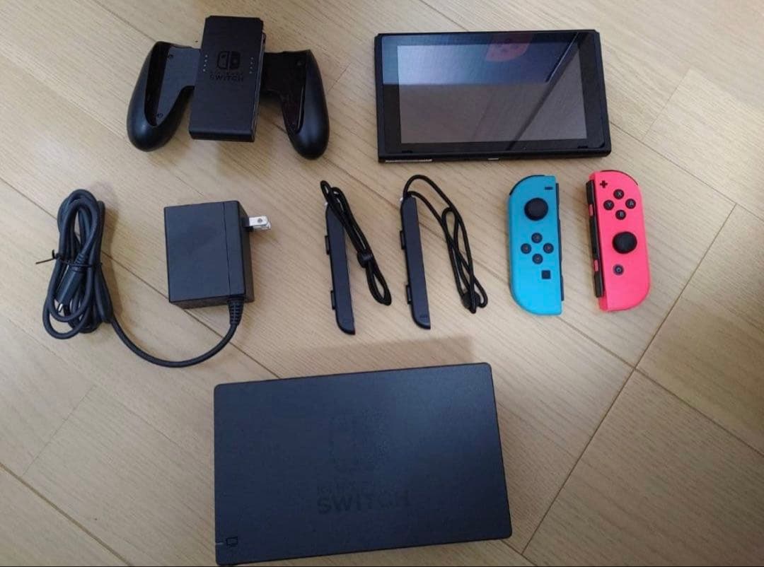 Nintendo Switch 本体 箱・付属品完備【美品】